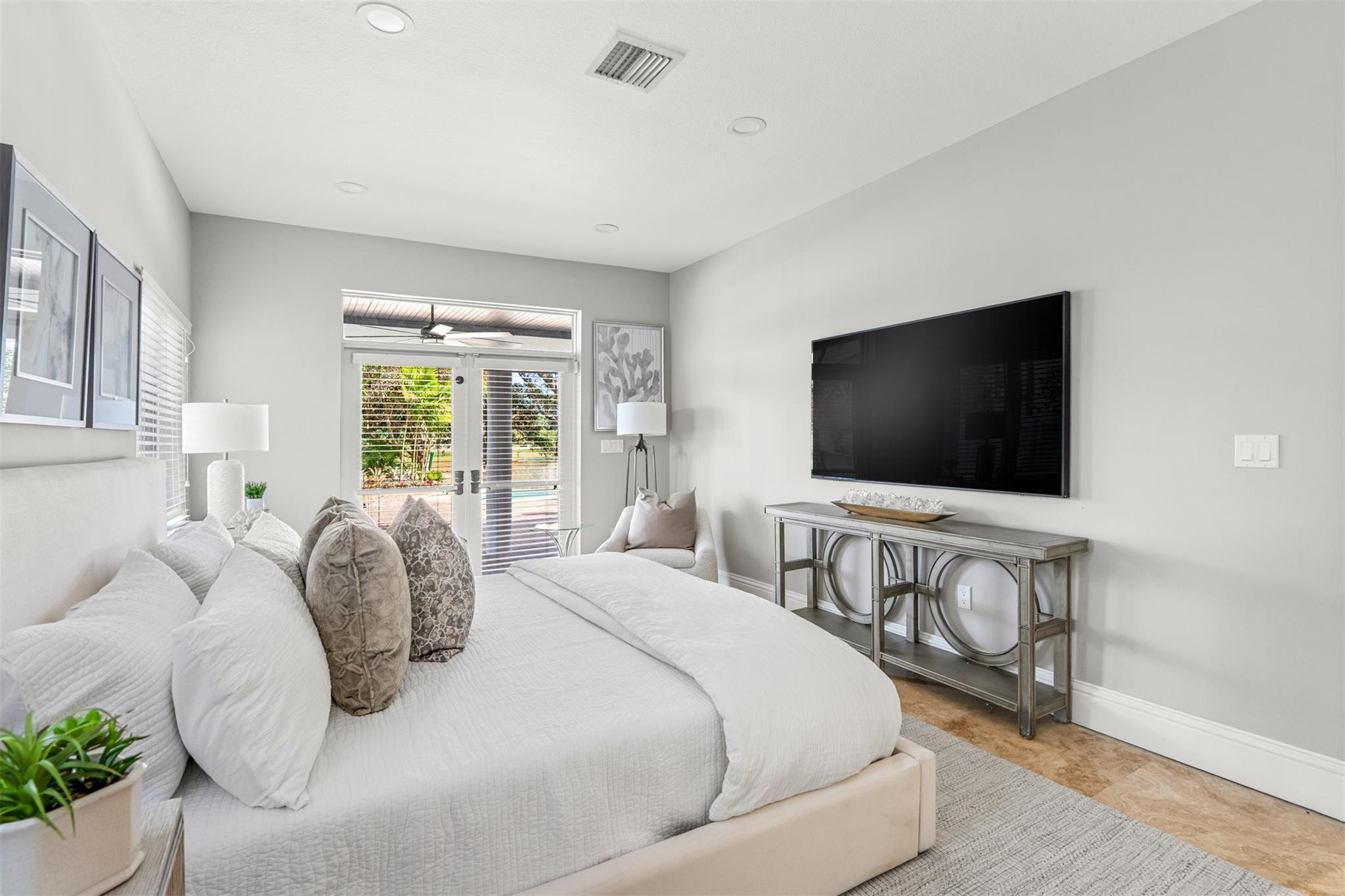 1704 SW 142nd Davie, FL 33325