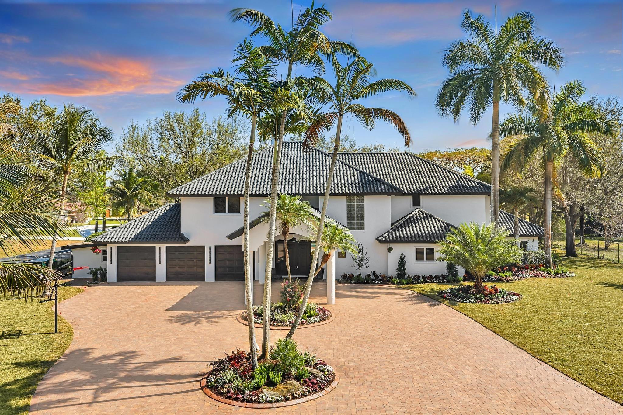 1704 SW 142nd Davie, FL 33325