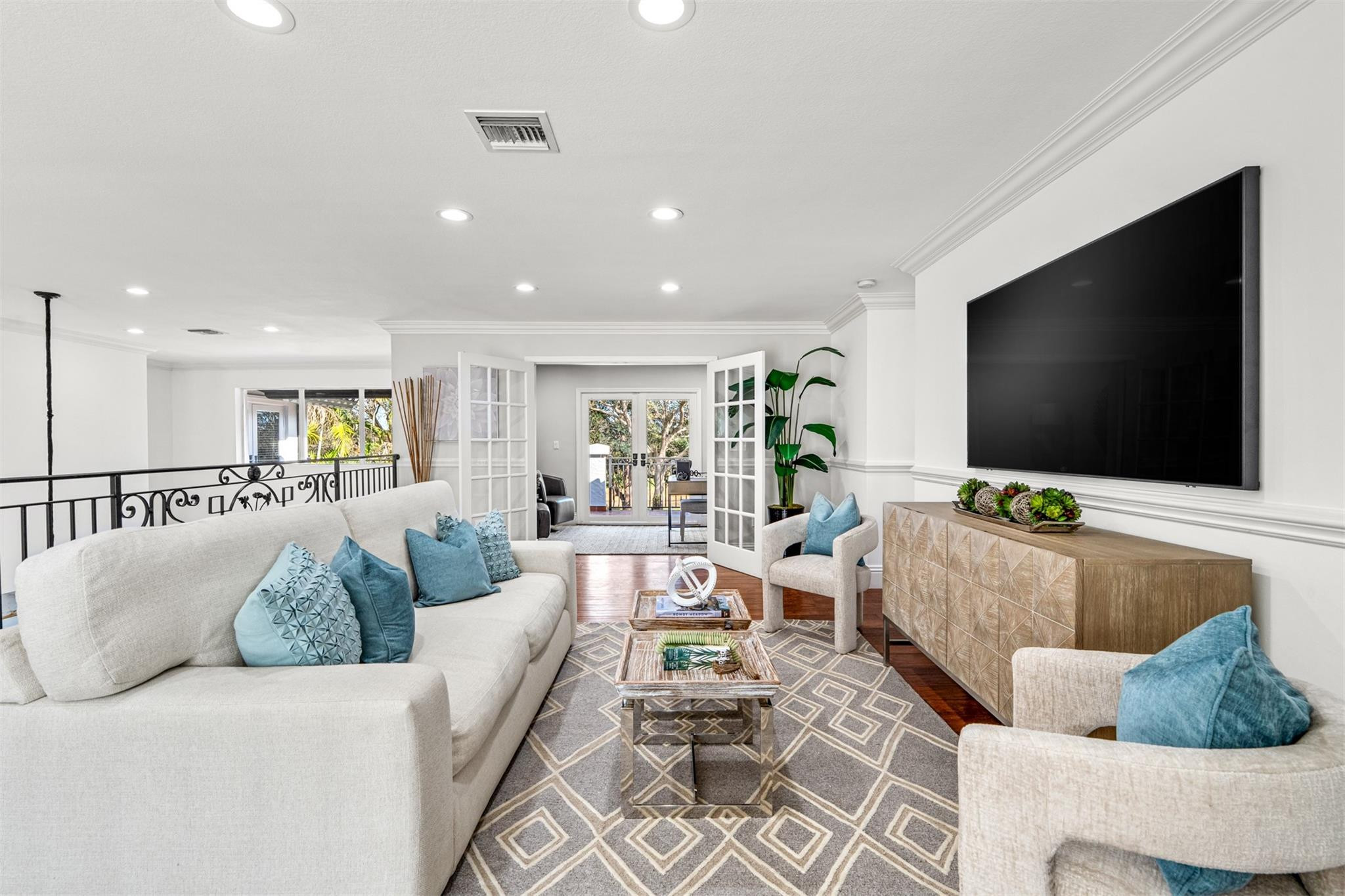 1704 SW 142nd Davie, FL 33325