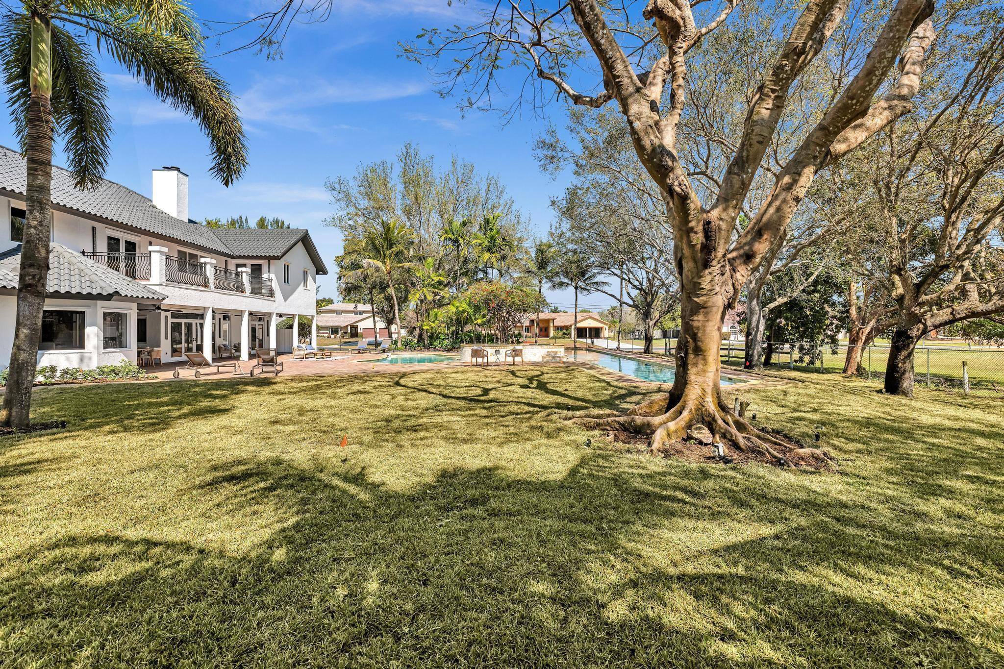 1704 SW 142nd Davie, FL 33325