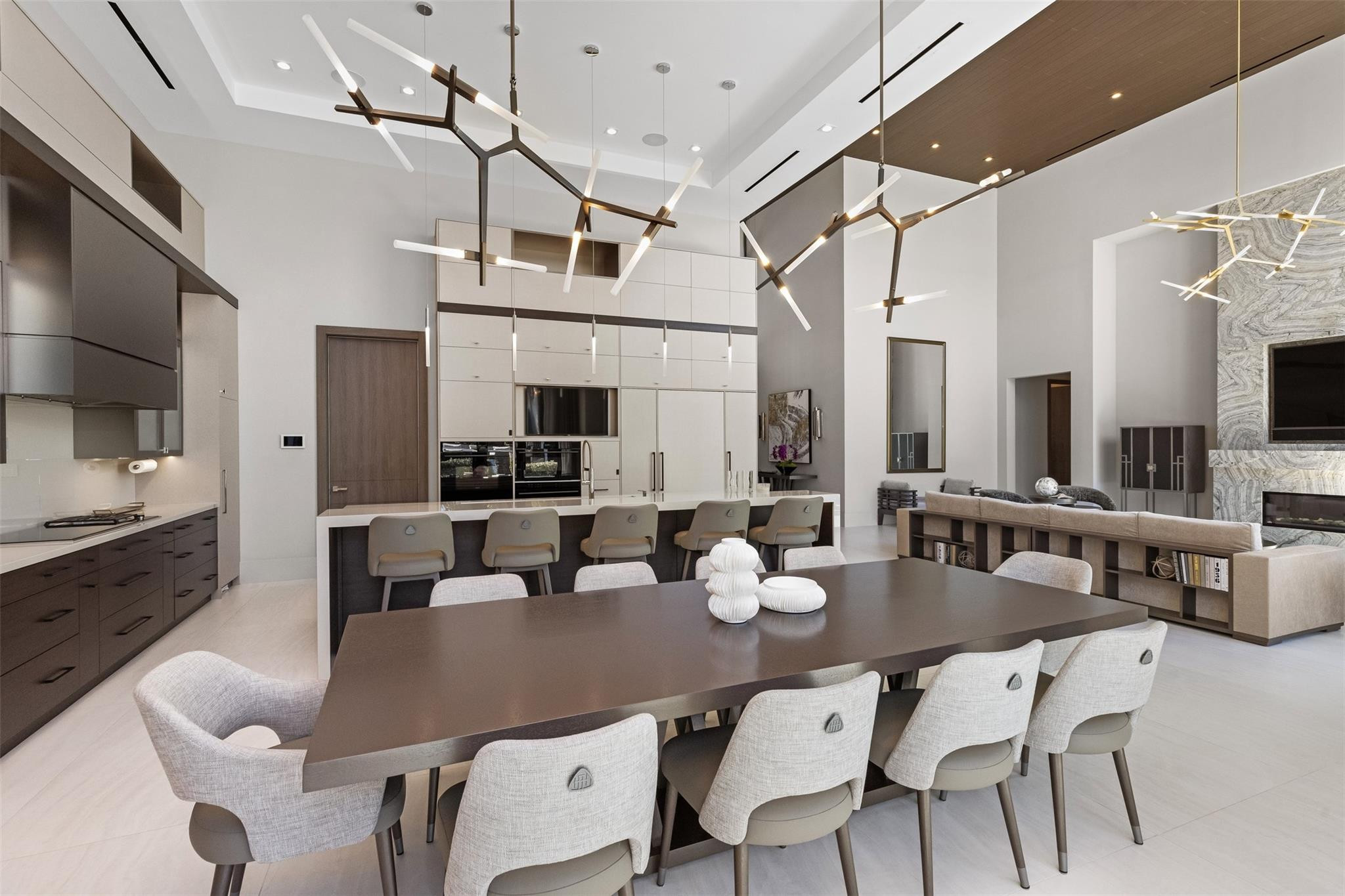 816 Riviera Isle Fort Lauderdale, FL 33301