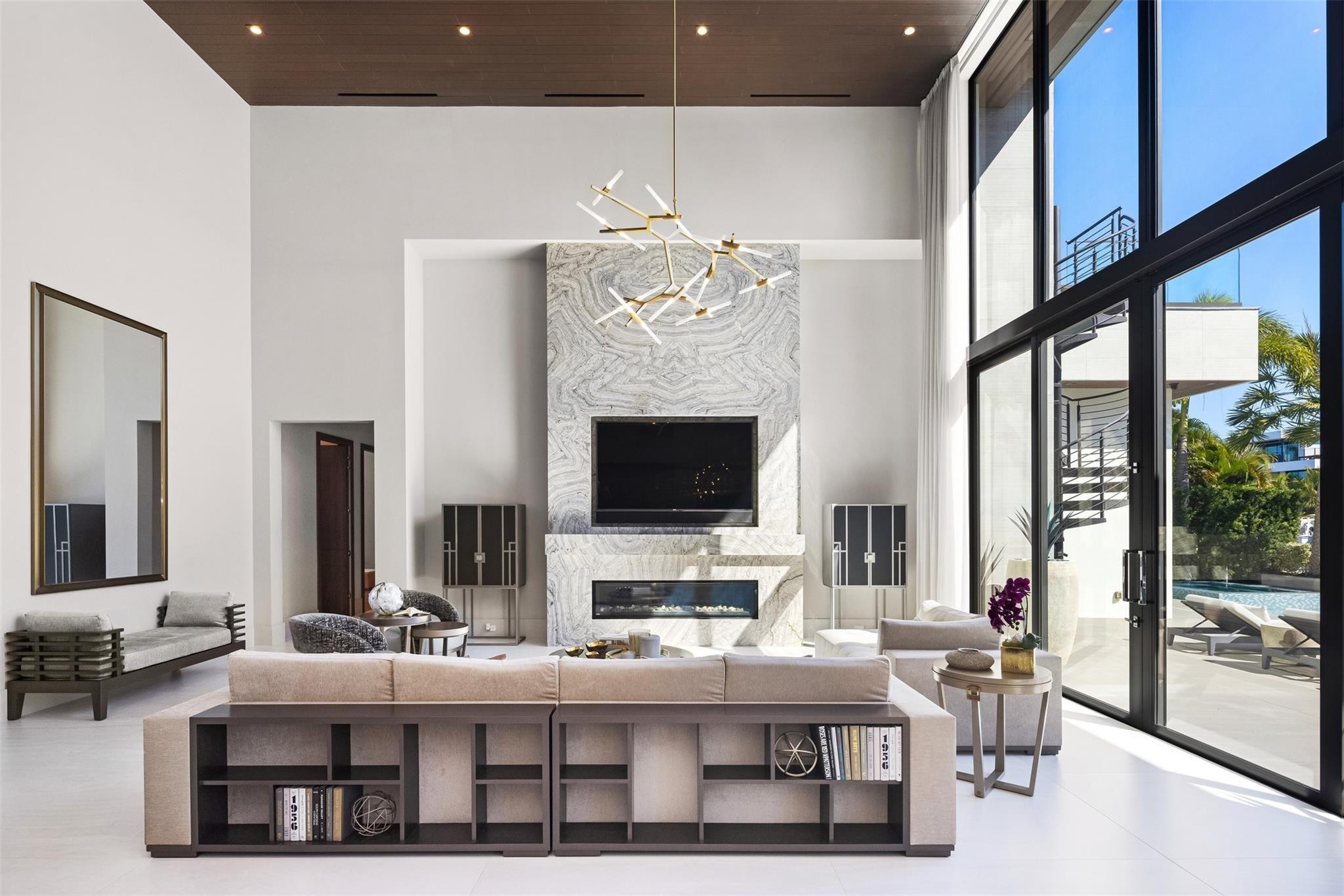 816 Riviera Isle Fort Lauderdale, FL 33301