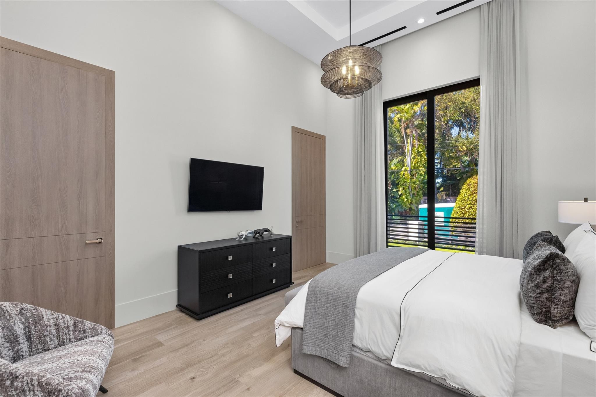 816 Riviera Isle Fort Lauderdale, FL 33301