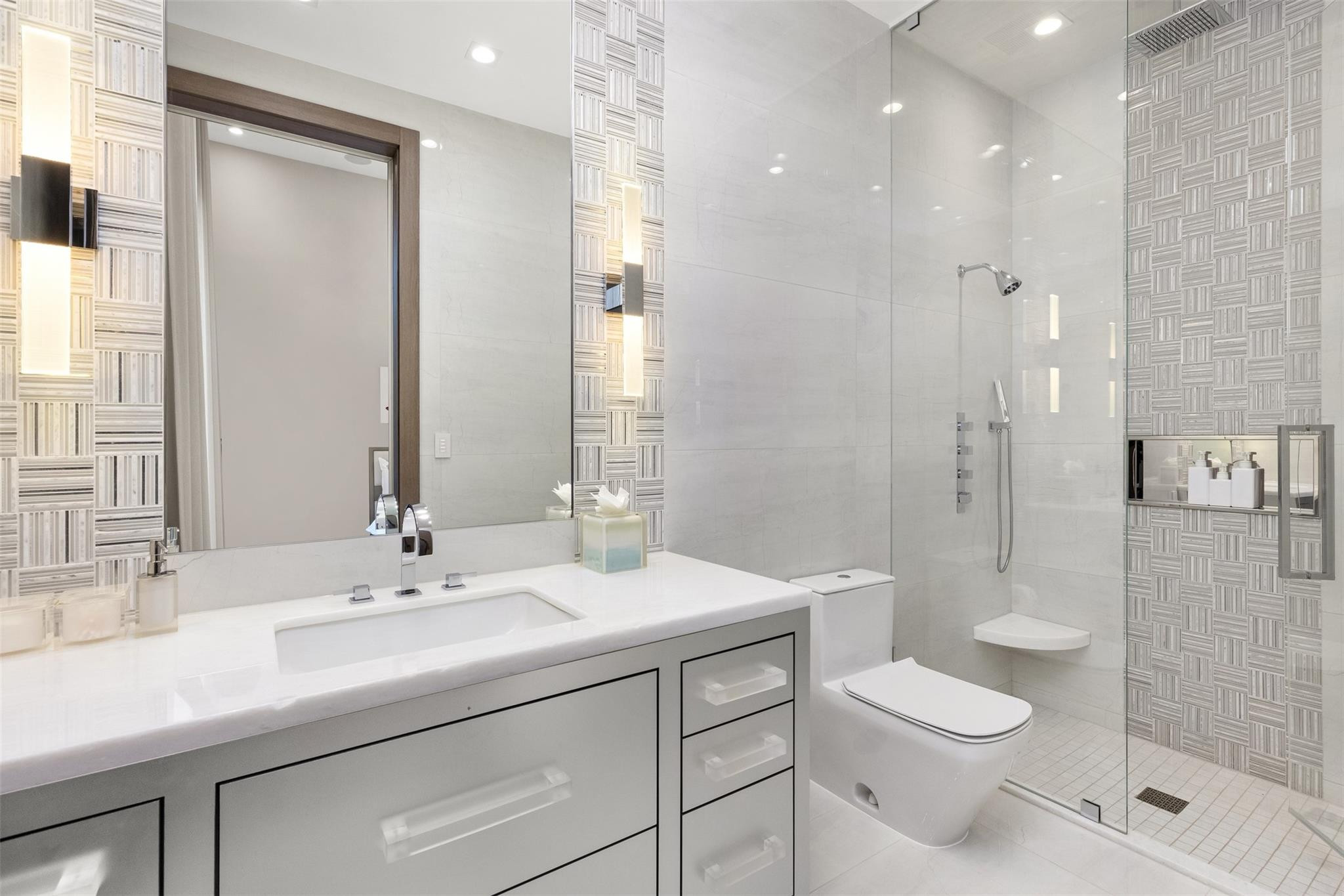 816 Riviera Isle Fort Lauderdale, FL 33301