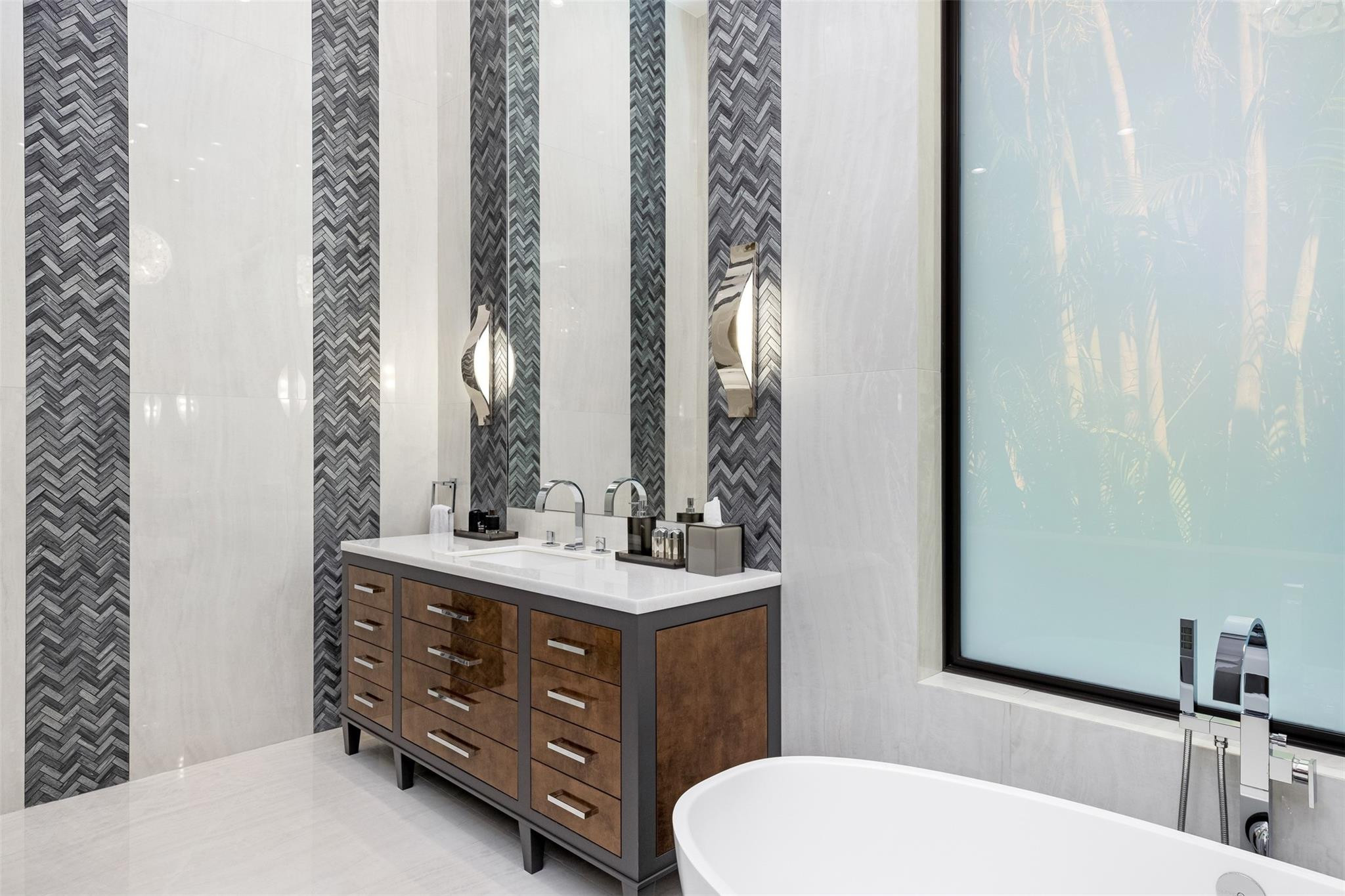 816 Riviera Isle Fort Lauderdale, FL 33301