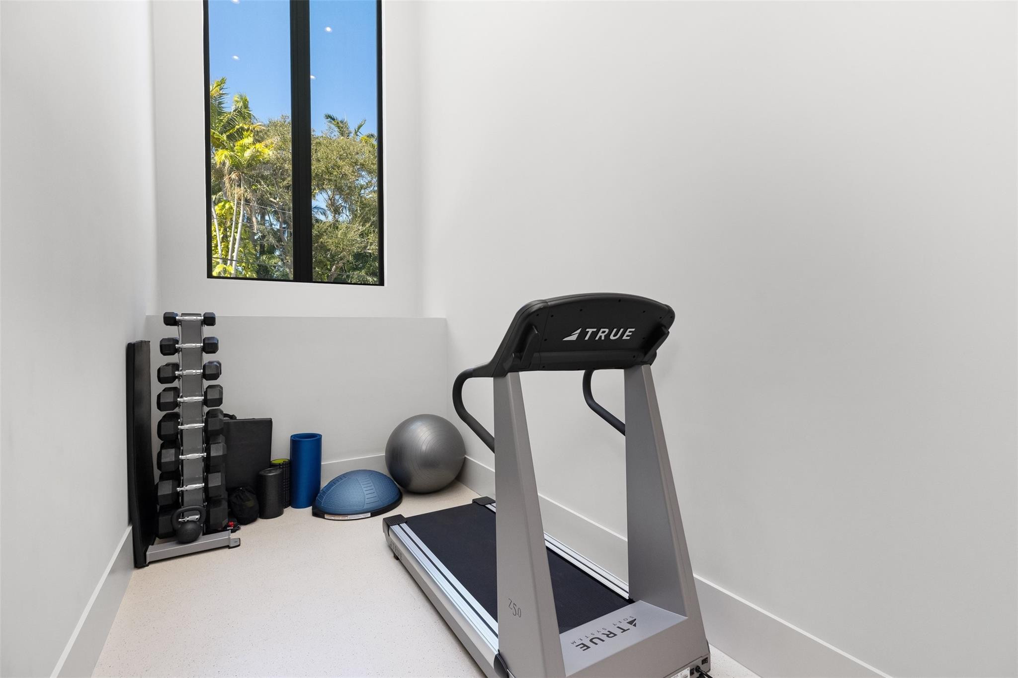 816 Riviera Isle Fort Lauderdale, FL 33301