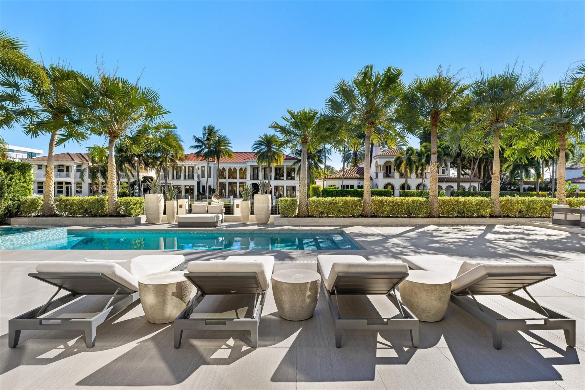 816 Riviera Isle Fort Lauderdale, FL 33301