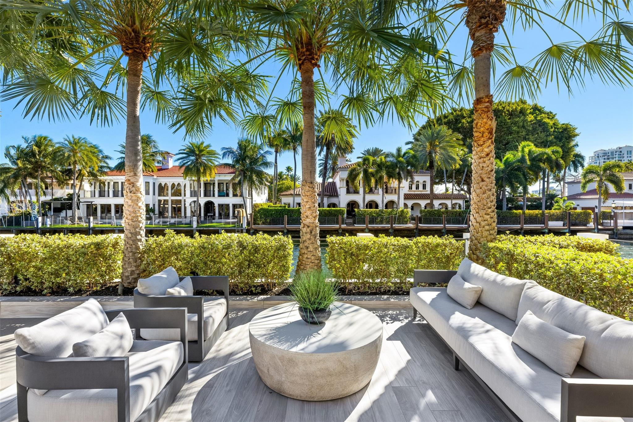 816 Riviera Isle Fort Lauderdale, FL 33301