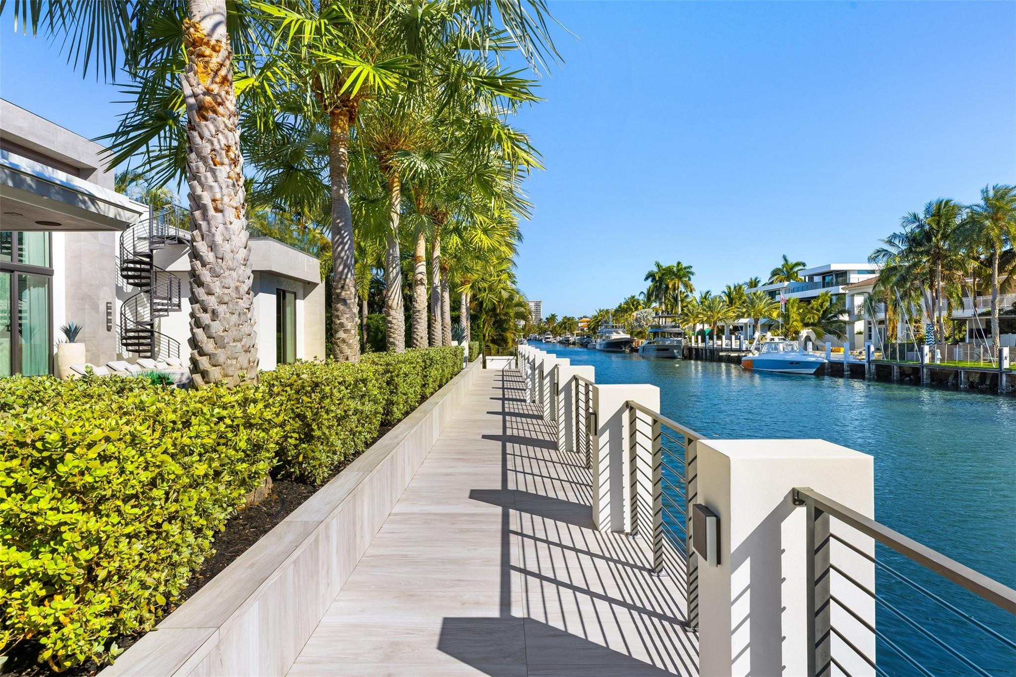 816 Riviera Isle Fort Lauderdale, FL 33301