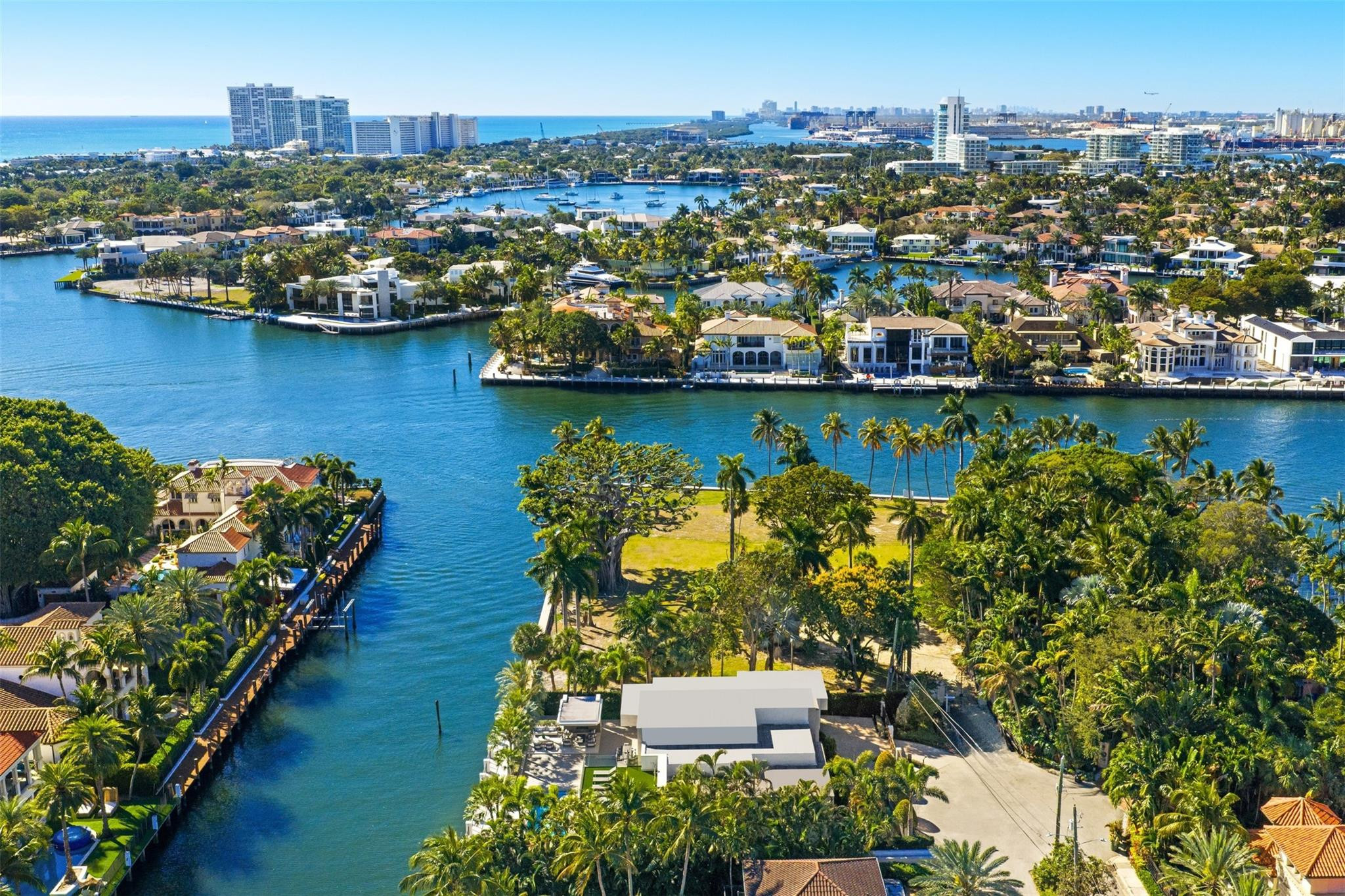 816 Riviera Isle Fort Lauderdale, FL 33301