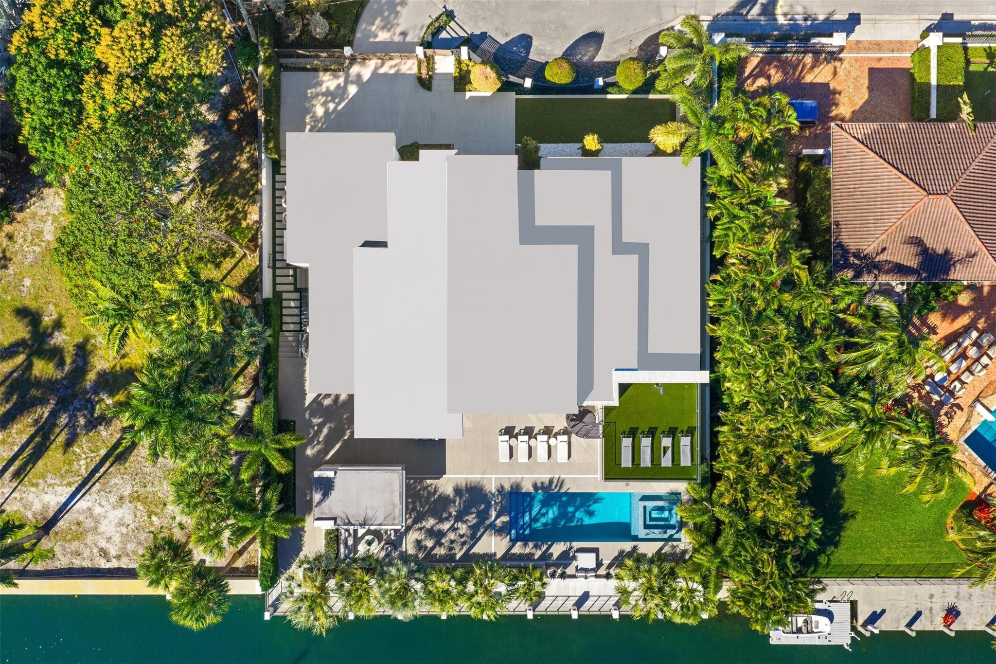 816 Riviera Isle Fort Lauderdale, FL 33301