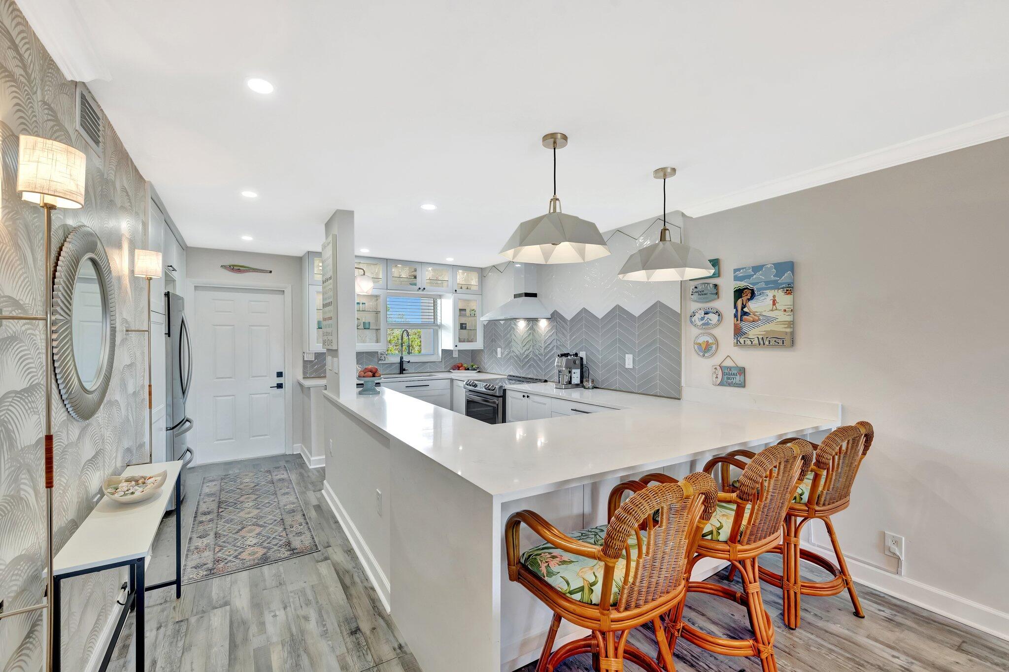 1332 Bayview #402 Fort Lauderdale, FL 33304