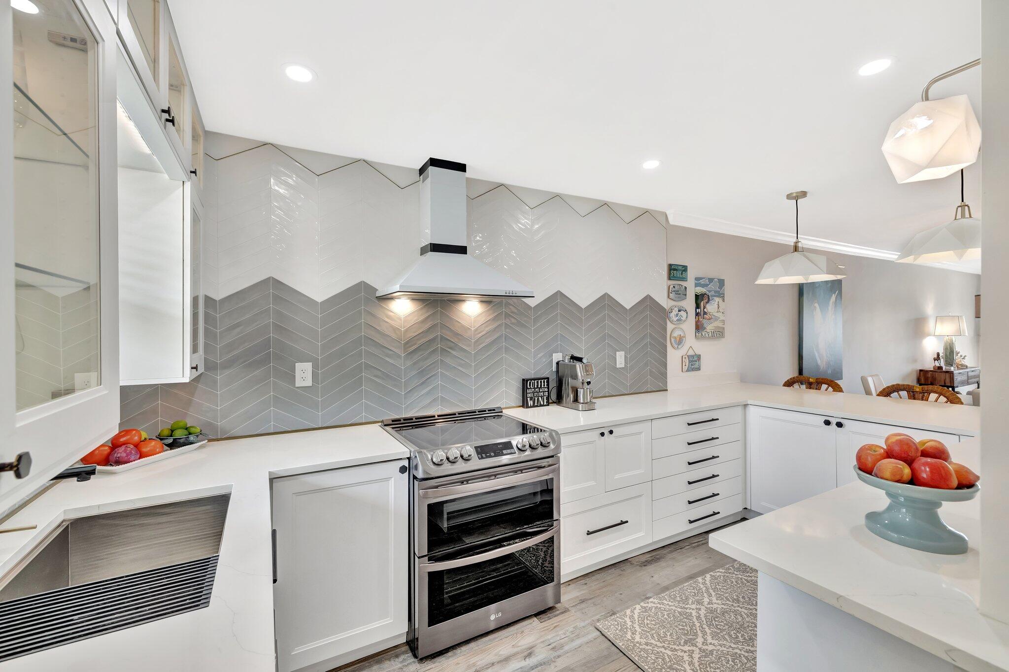 1332 Bayview #402 Fort Lauderdale, FL 33304