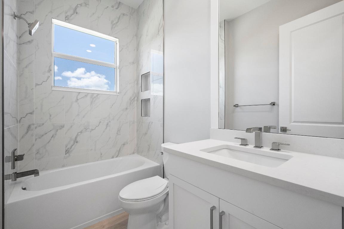 129 Strand Vero Beach, FL 32963