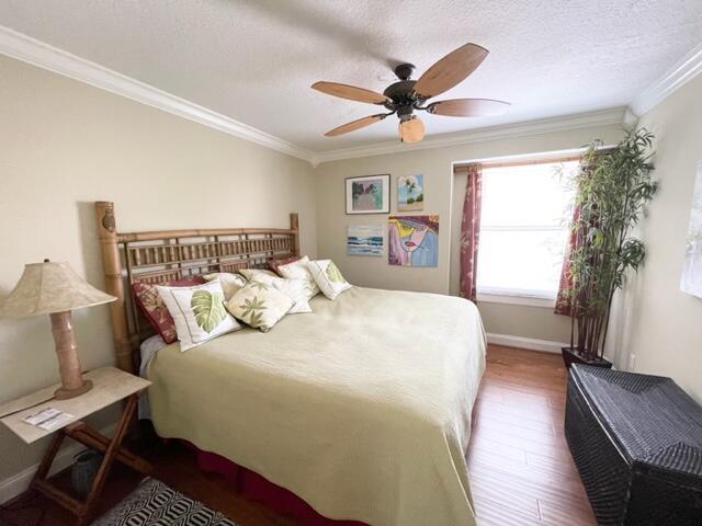 2410 Fairway Dr Jupiter, FL 33477