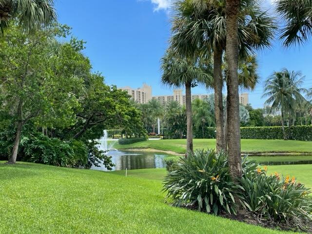 2410 Fairway Dr Jupiter, FL 33477