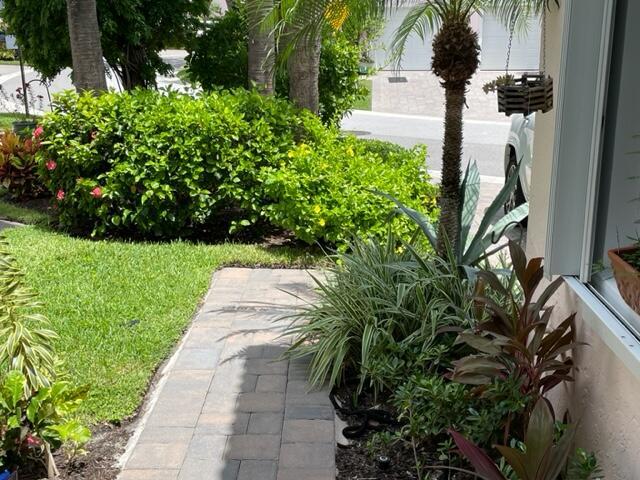 2410 Fairway Dr Jupiter, FL 33477