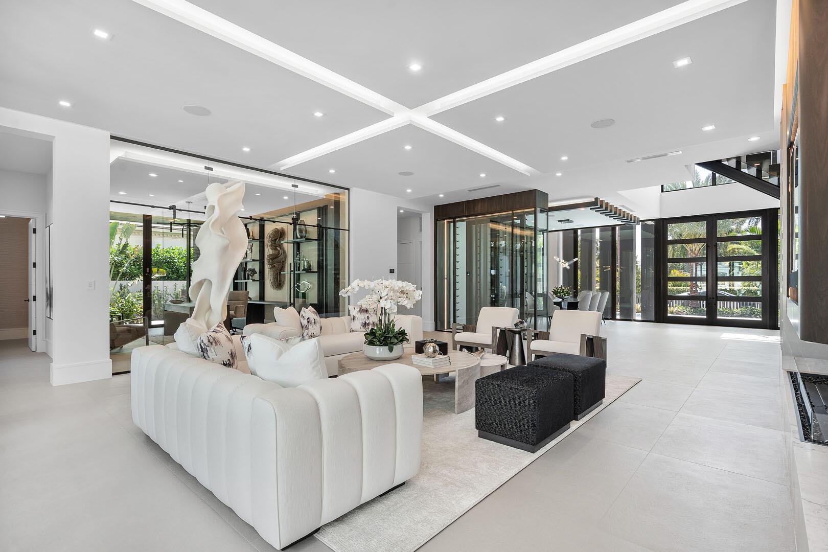 169 W Coconut Palm Rd Boca Raton, FL 33432