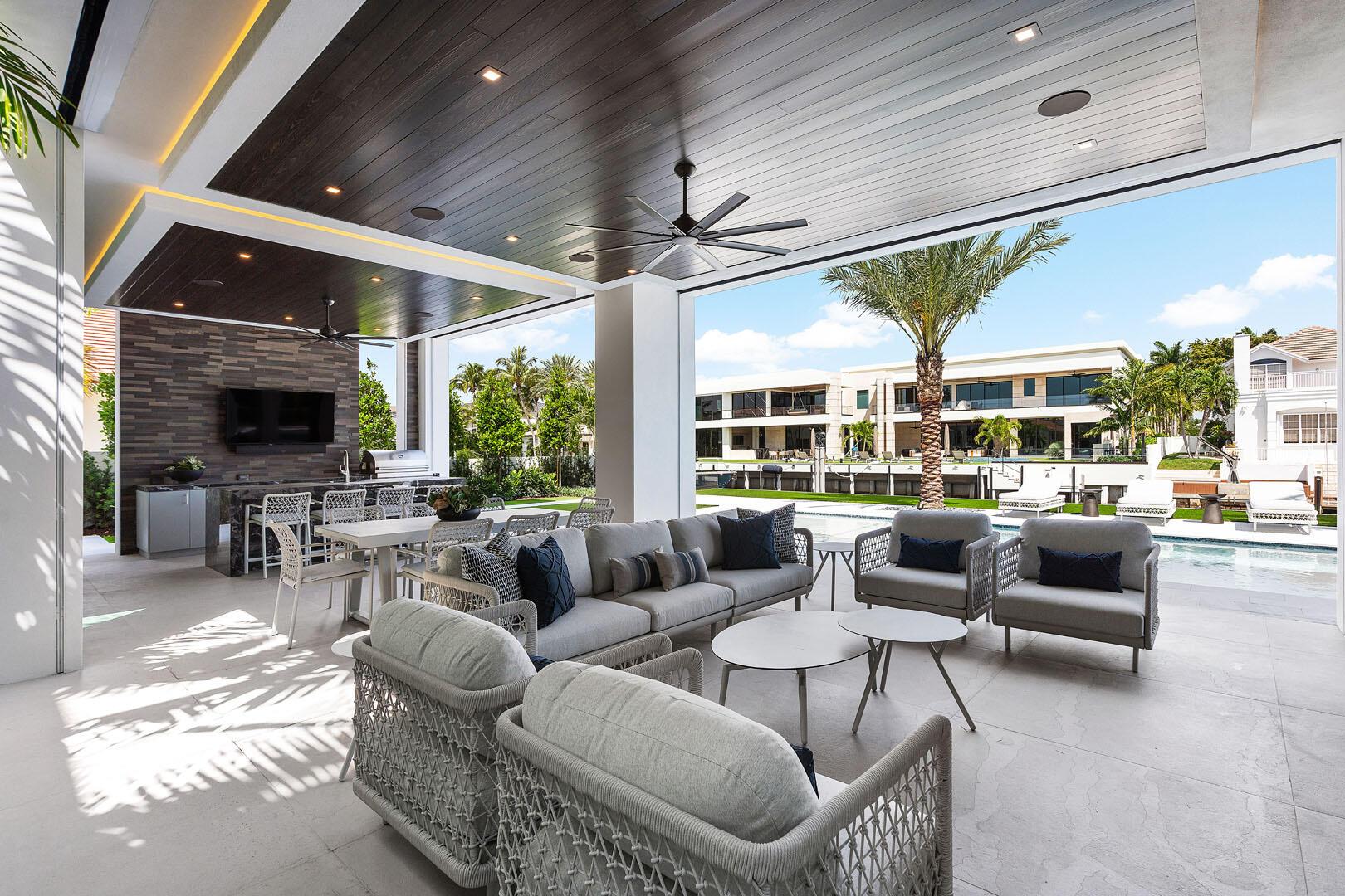 169 W Coconut Palm Rd Boca Raton, FL 33432