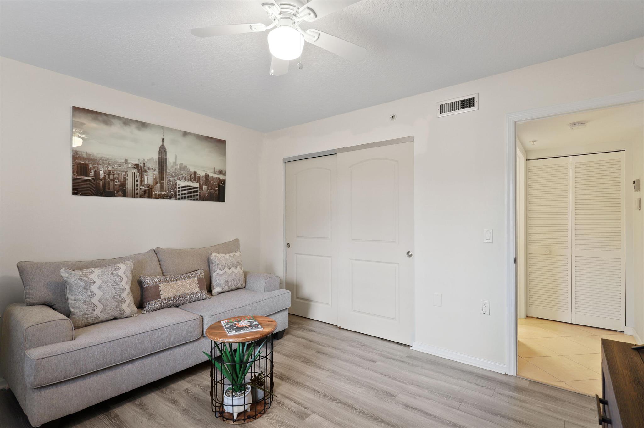 1201 Seafarer Cir #103 Jupiter, FL 33477