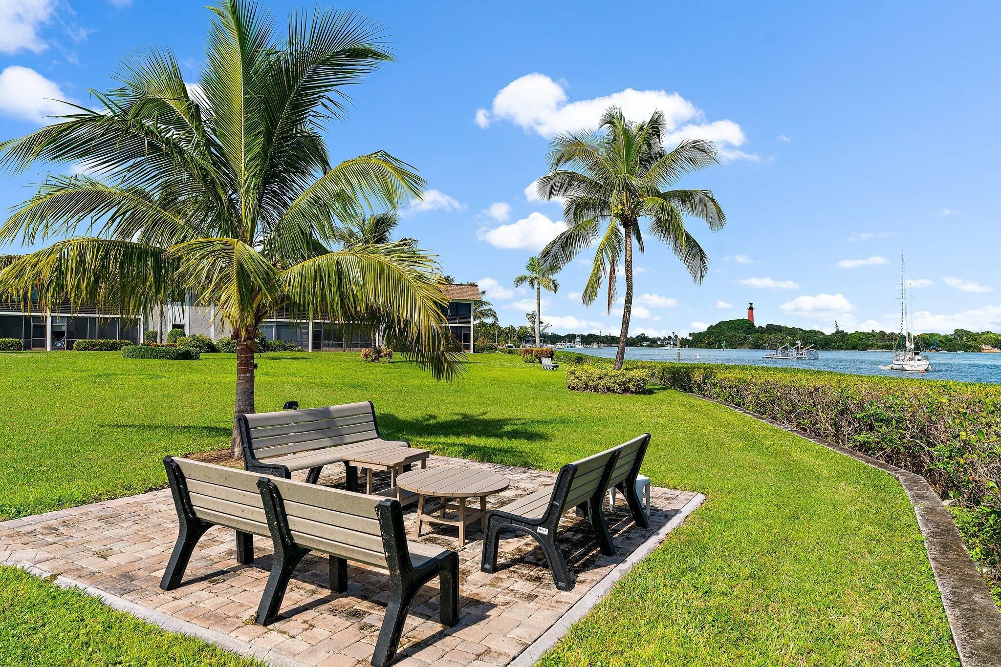 755 Saturn St #E 202 Jupiter, FL 33477