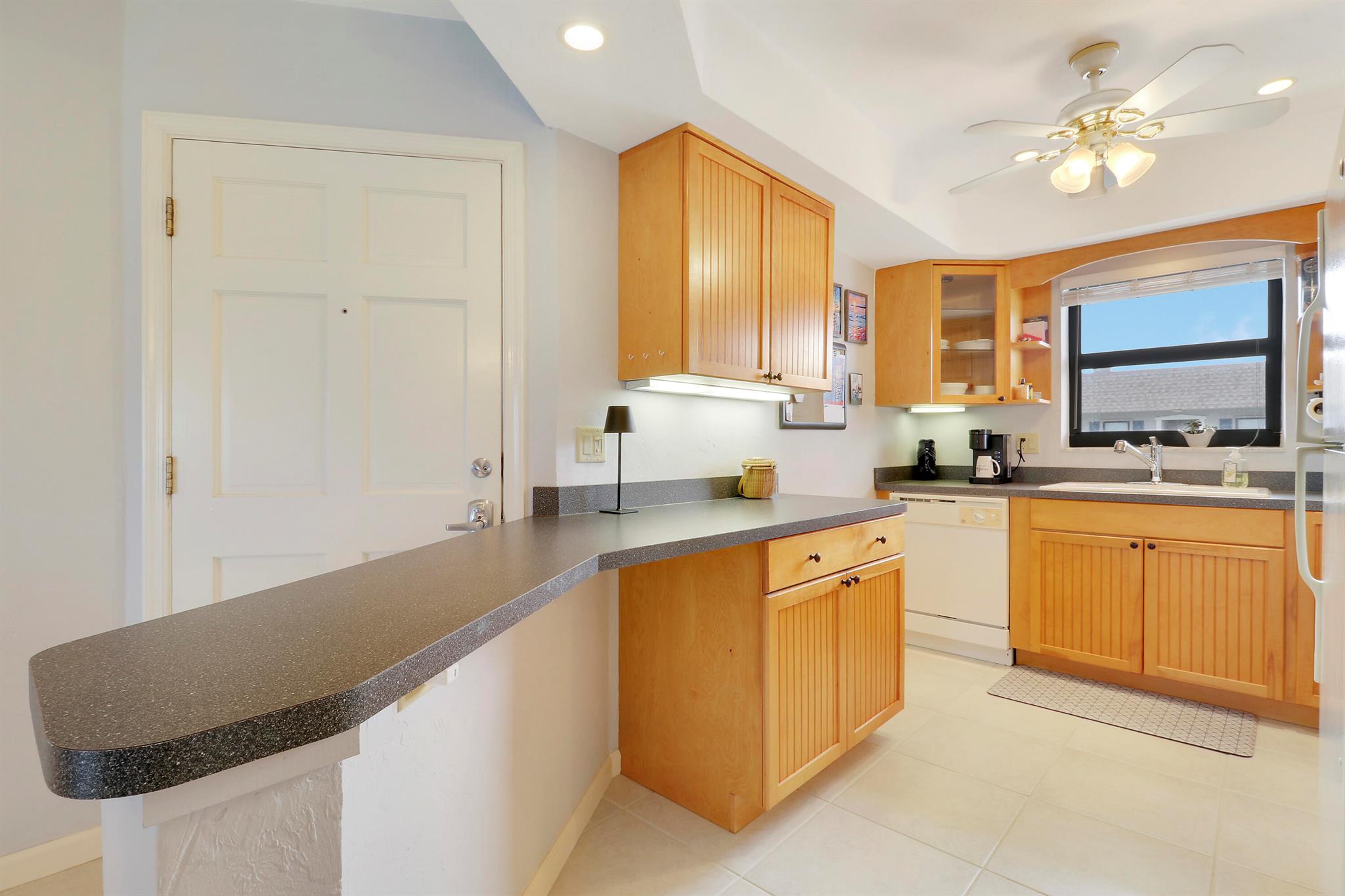 755 Saturn St #E 202 Jupiter, FL 33477