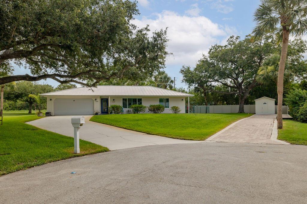 310 28th Ct