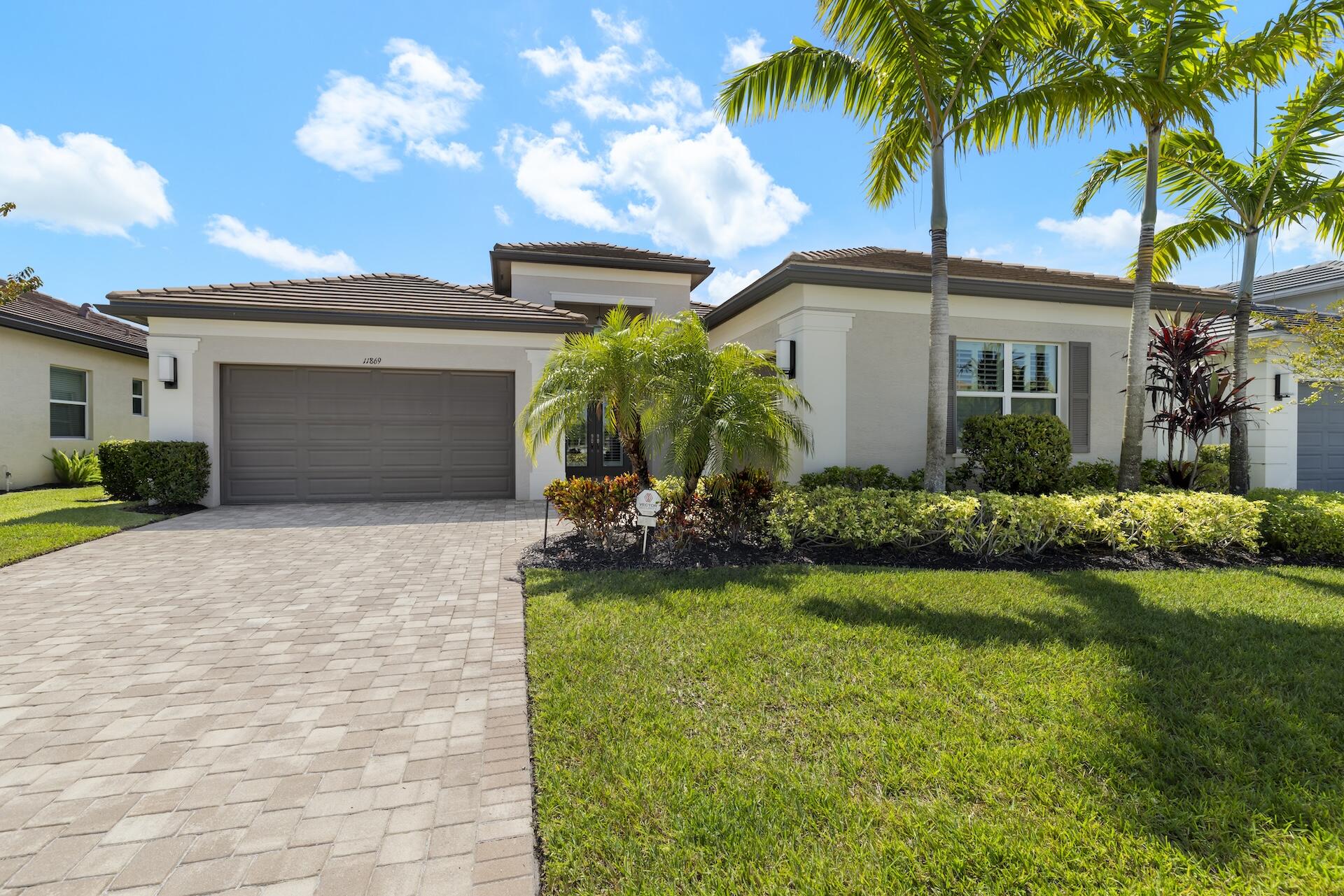 11869 SW Marigold Lks Dr