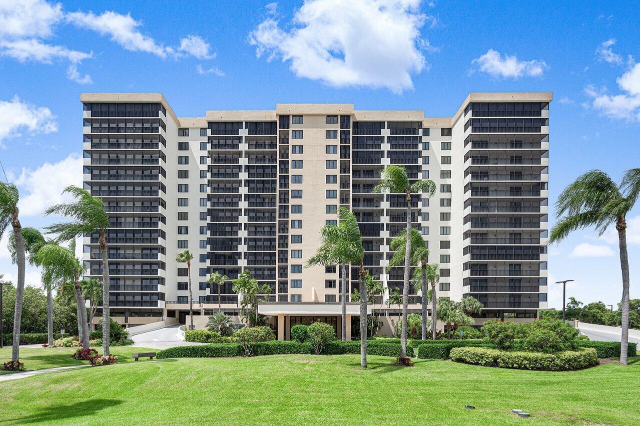 3420 S Ocean Blvd #3r