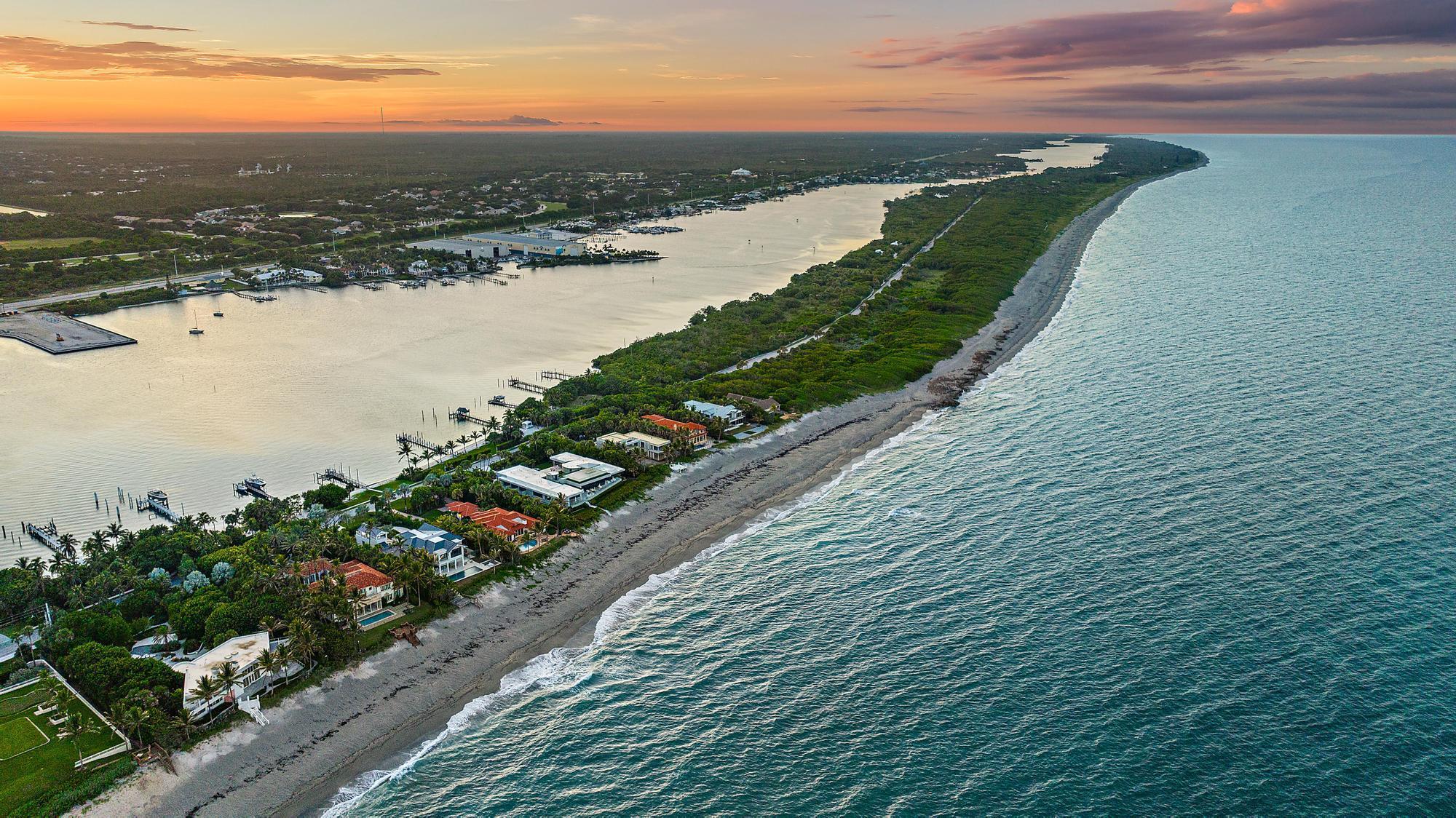 613 S Beach Rd Jupiter, FL 33469