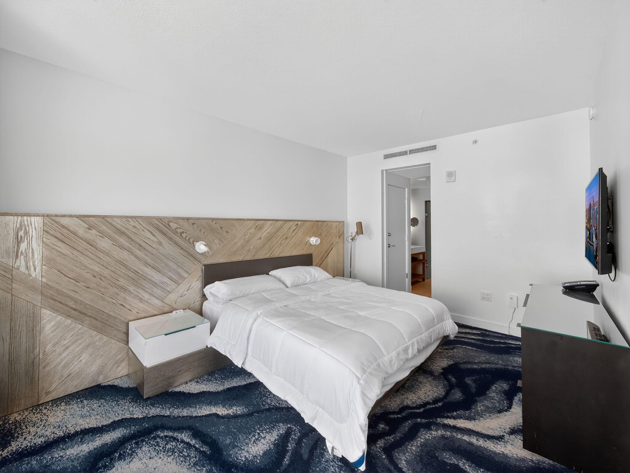 3101 Bayshore Dr Dr #2106 Fort Lauderdale, FL 33304