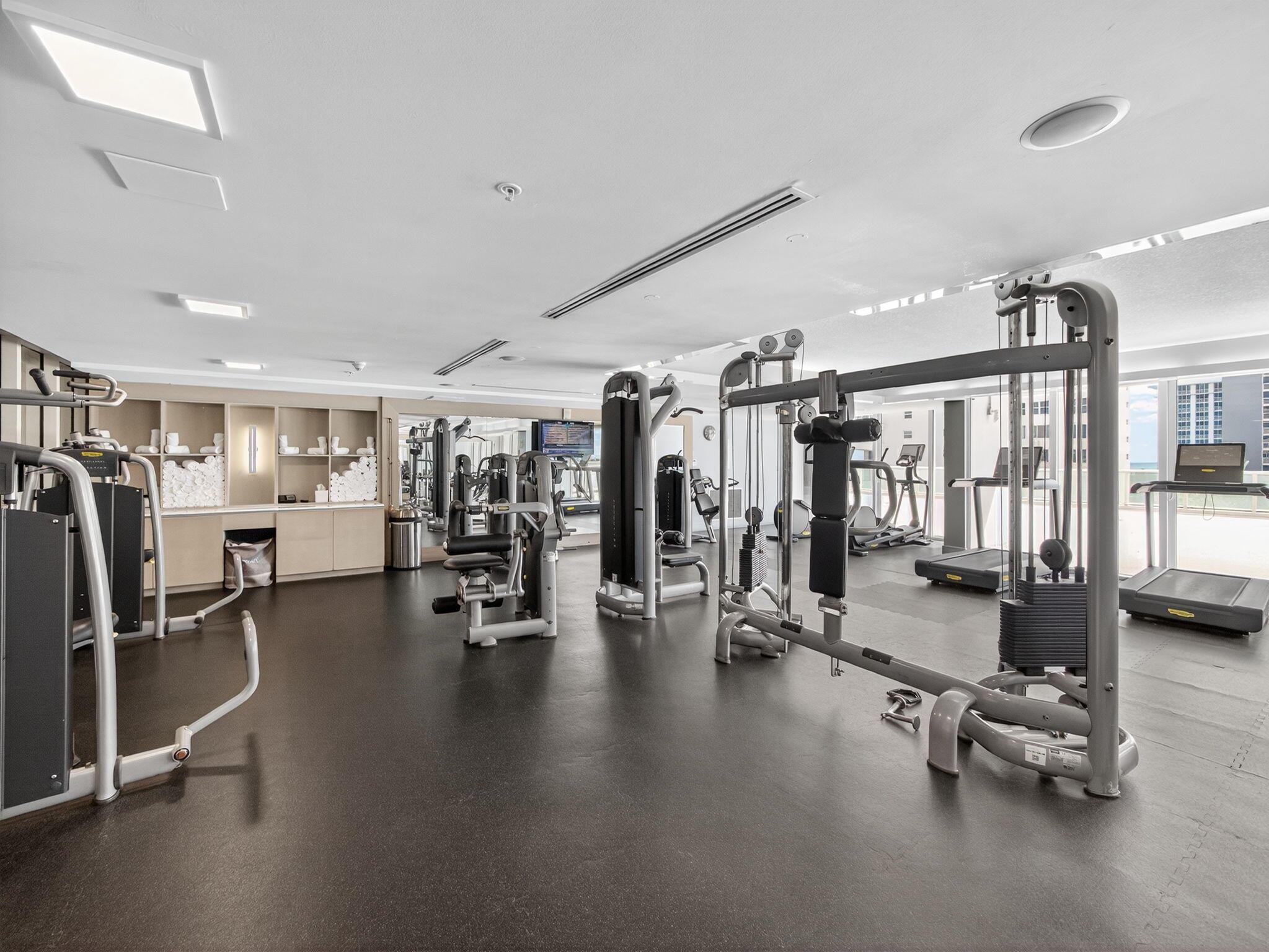 3101 Bayshore Dr Dr #2106 Fort Lauderdale, FL 33304