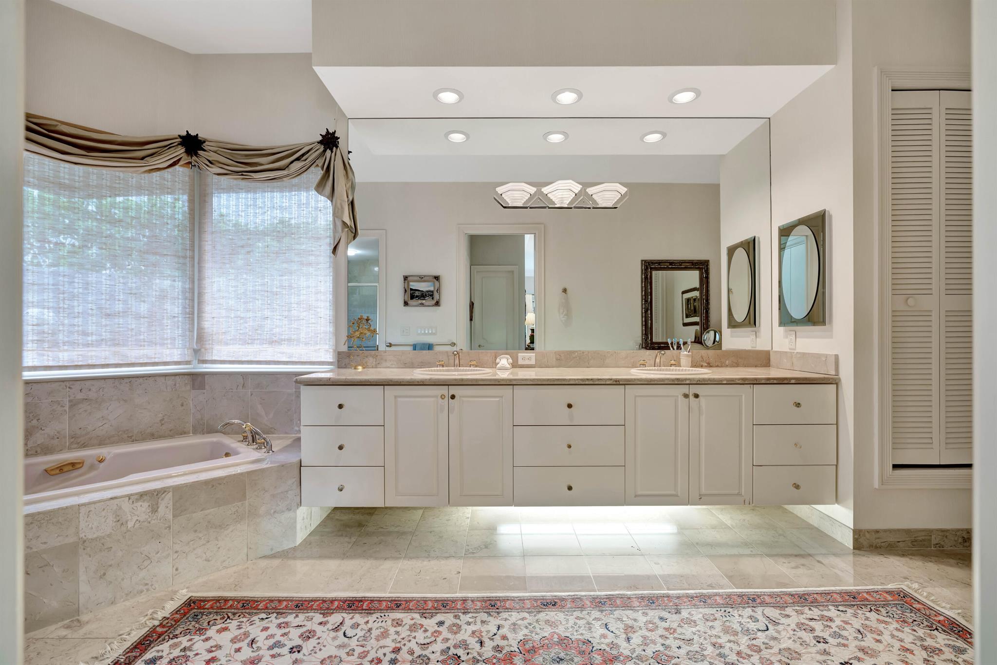 266 Locha Dr Jupiter, FL 33458