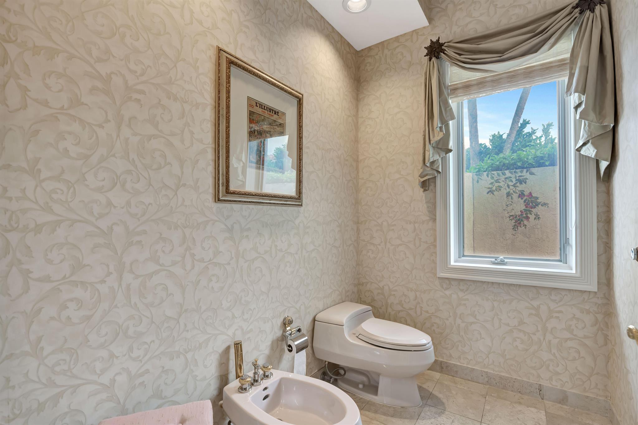 266 Locha Dr Jupiter, FL 33458