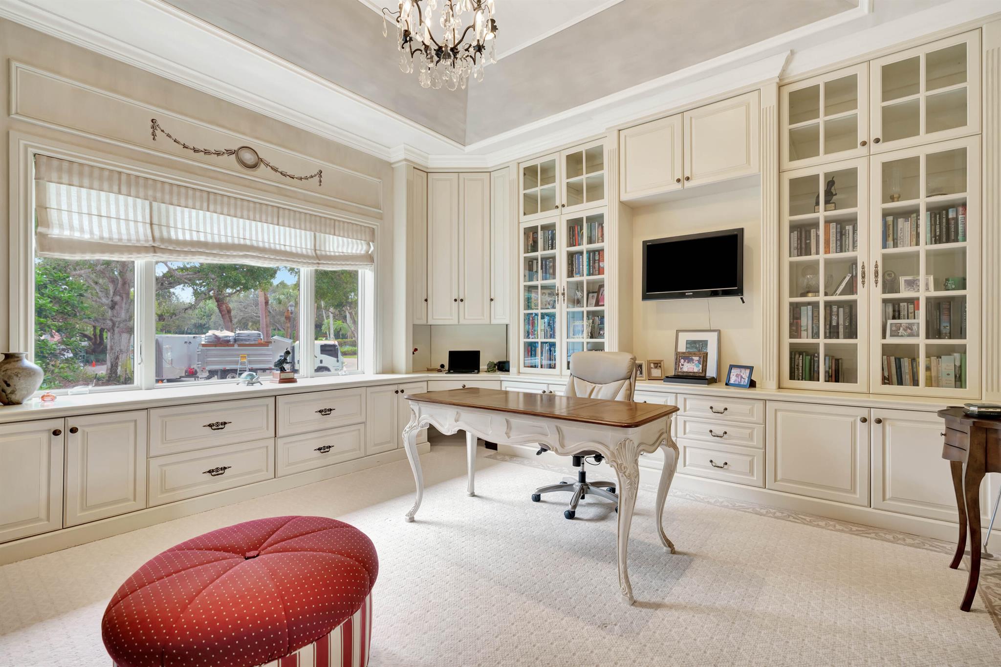 266 Locha Dr Jupiter, FL 33458