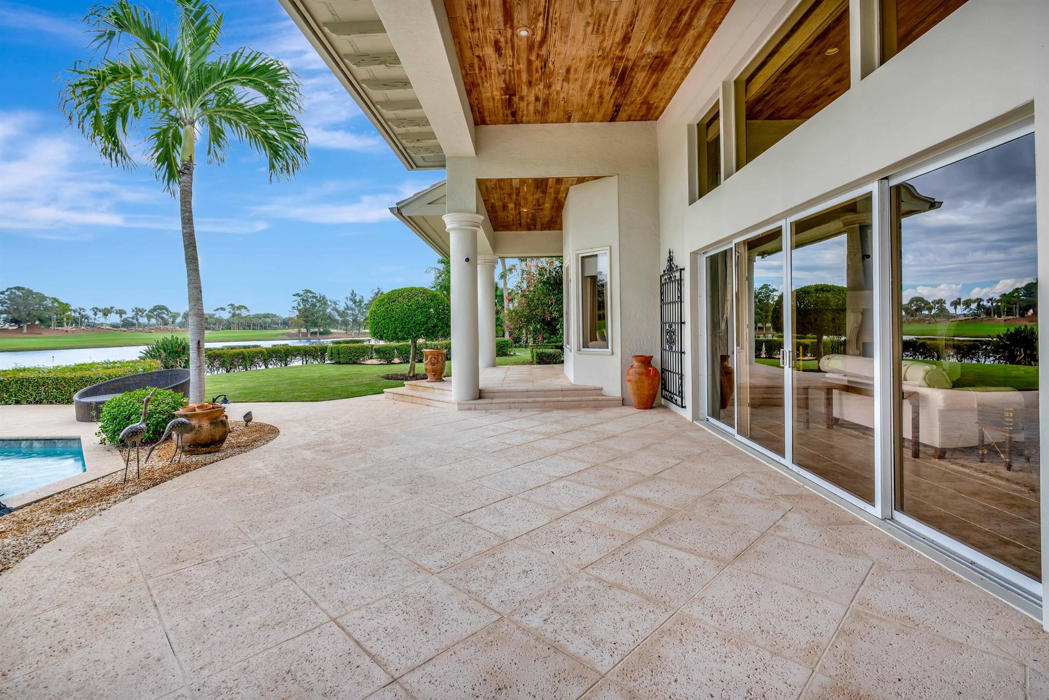 266 Locha Dr Jupiter, FL 33458