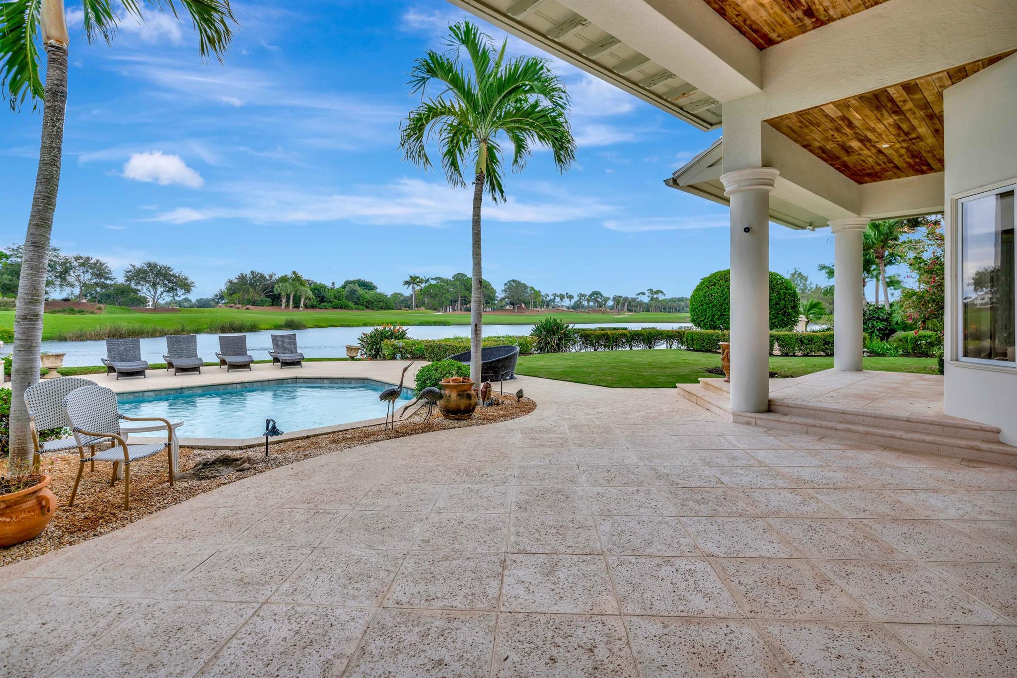 266 Locha Dr Jupiter, FL 33458