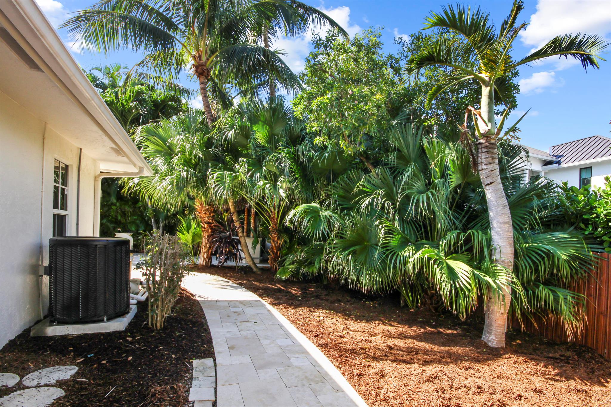 6310 N Ocean Blvd Ocean Ridge, FL 33435