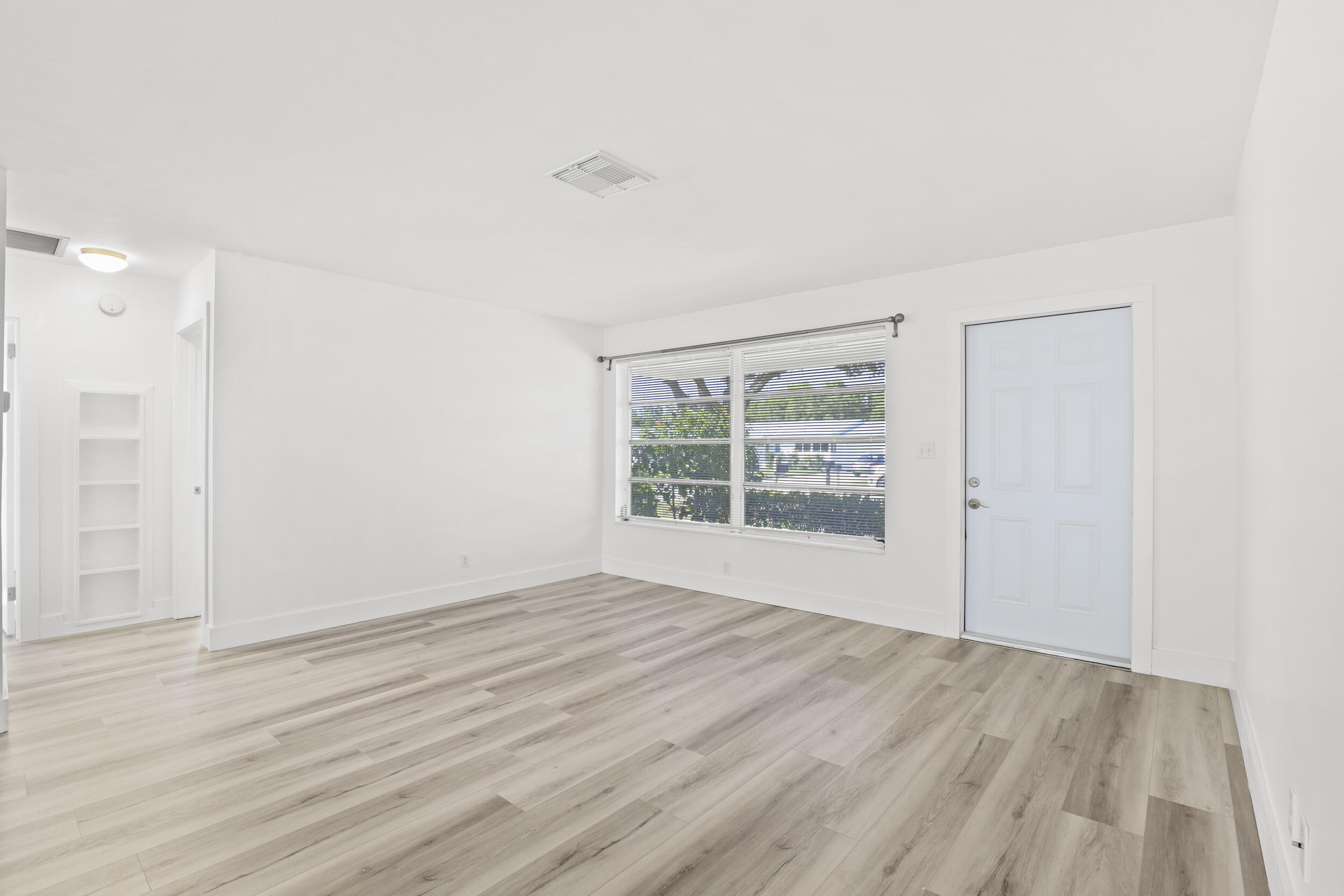 18905 SE Southgate Jupiter, FL 33469