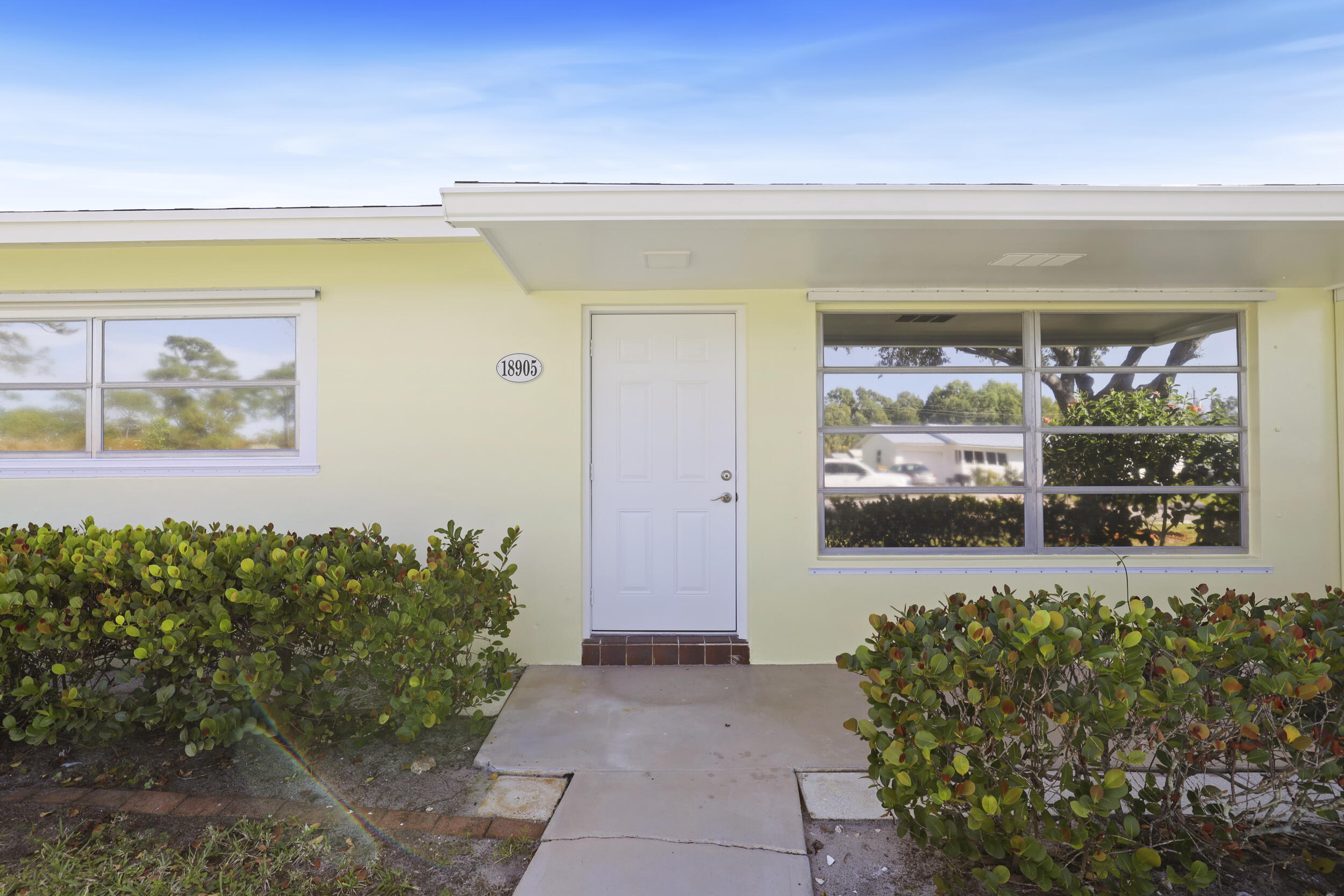 18905 SE Southgate Jupiter, FL 33469