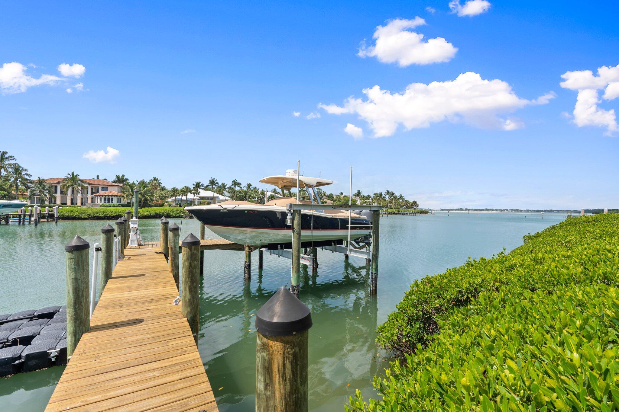 6460 SE Harbor Cir Stuart, FL 34996