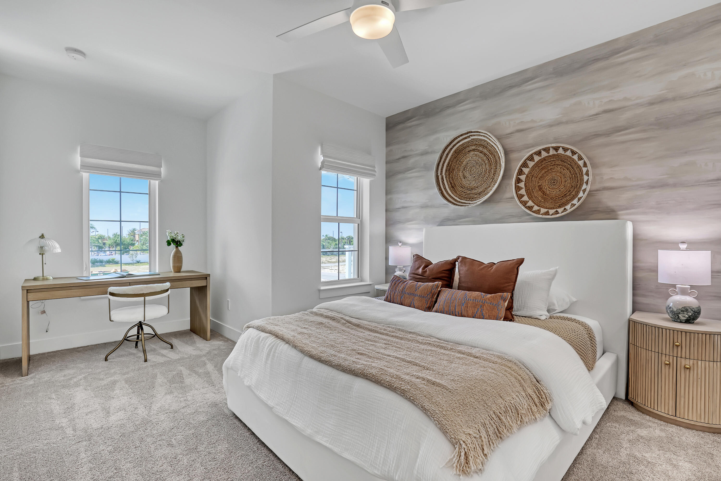 109 Royal Palm Tequesta, FL 33469