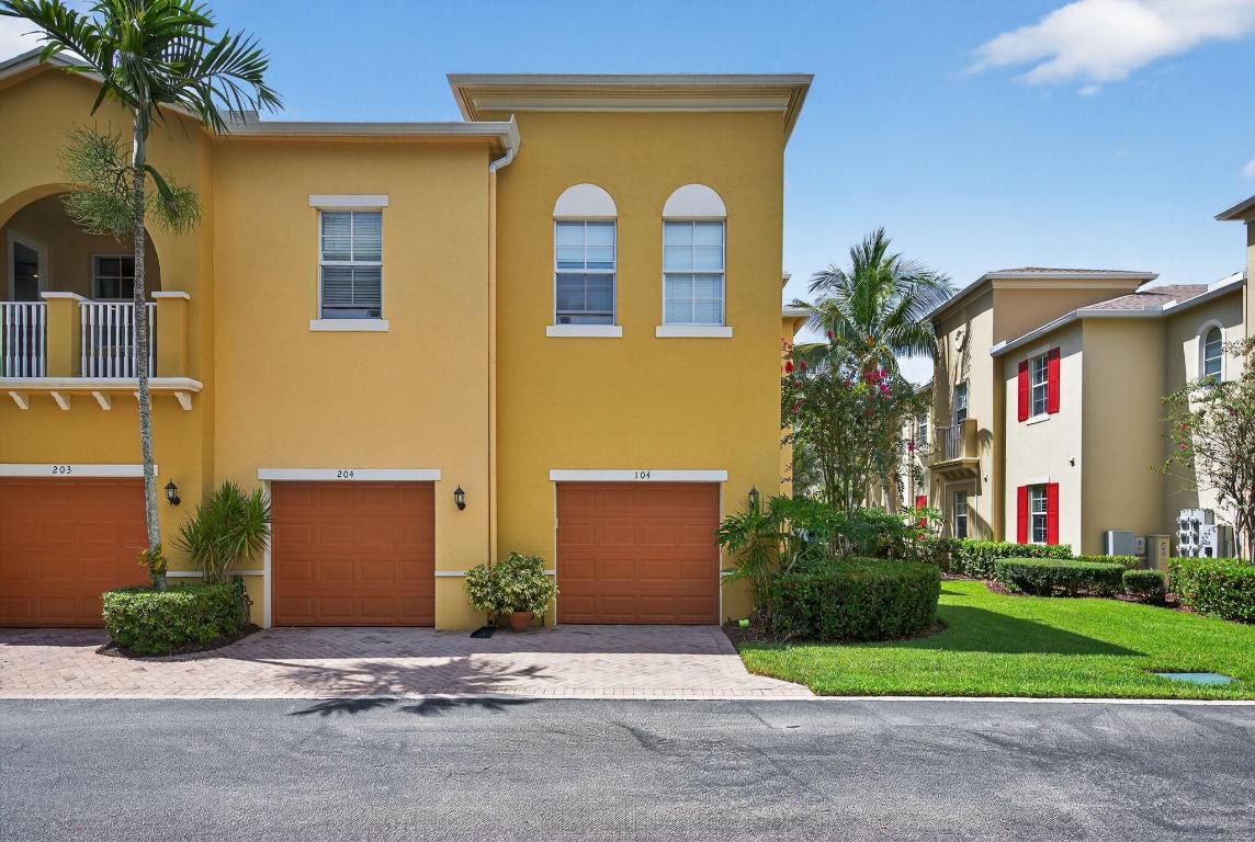 115 Seagrape #204 Jupiter, FL 33458
