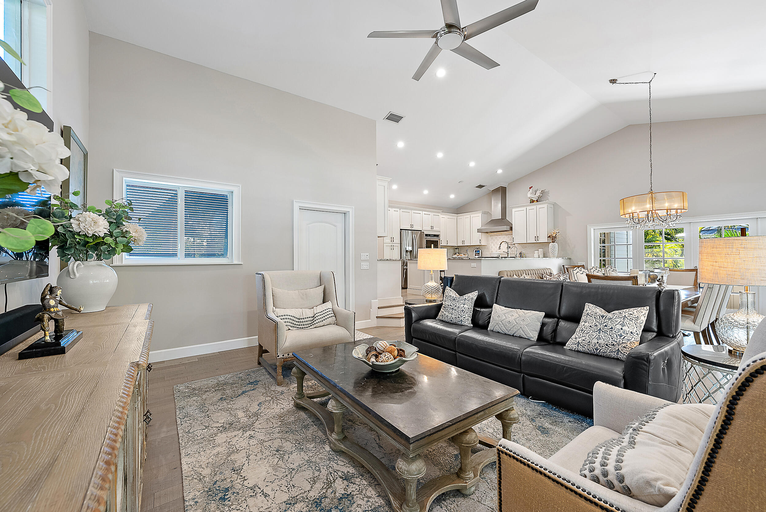 9176 SE River Jupiter, FL 33469