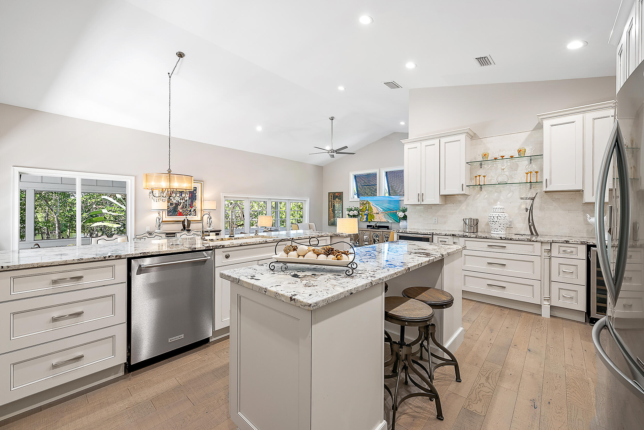 9176 SE River Jupiter, FL 33469