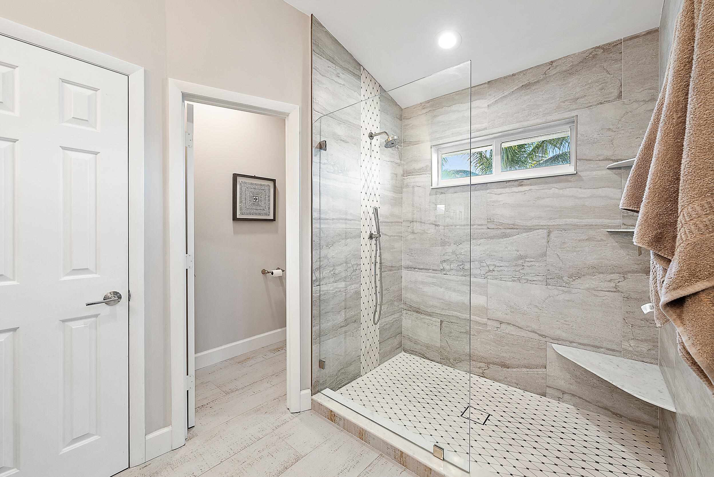 9176 SE River Jupiter, FL 33469