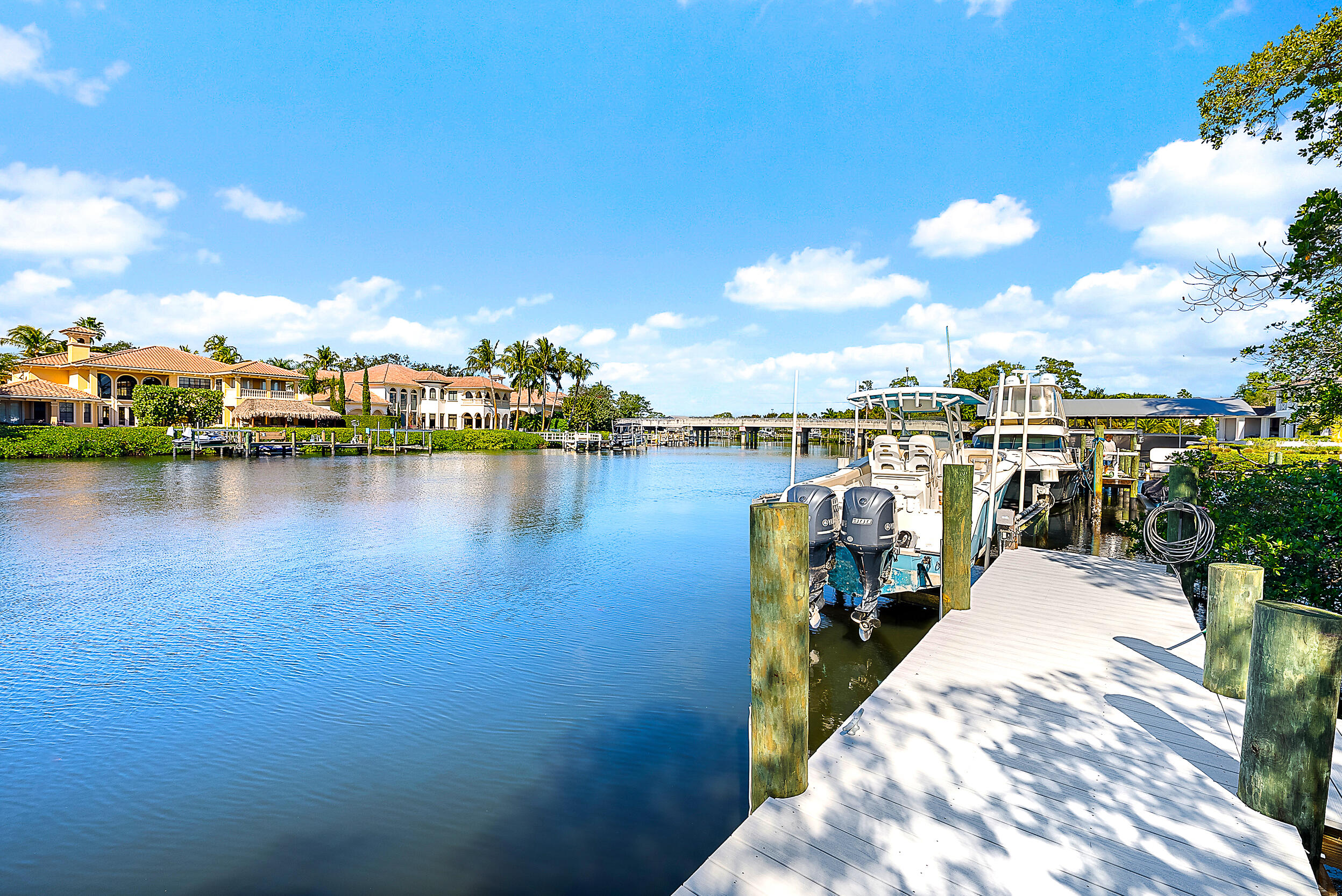 9176 SE River Jupiter, FL 33469