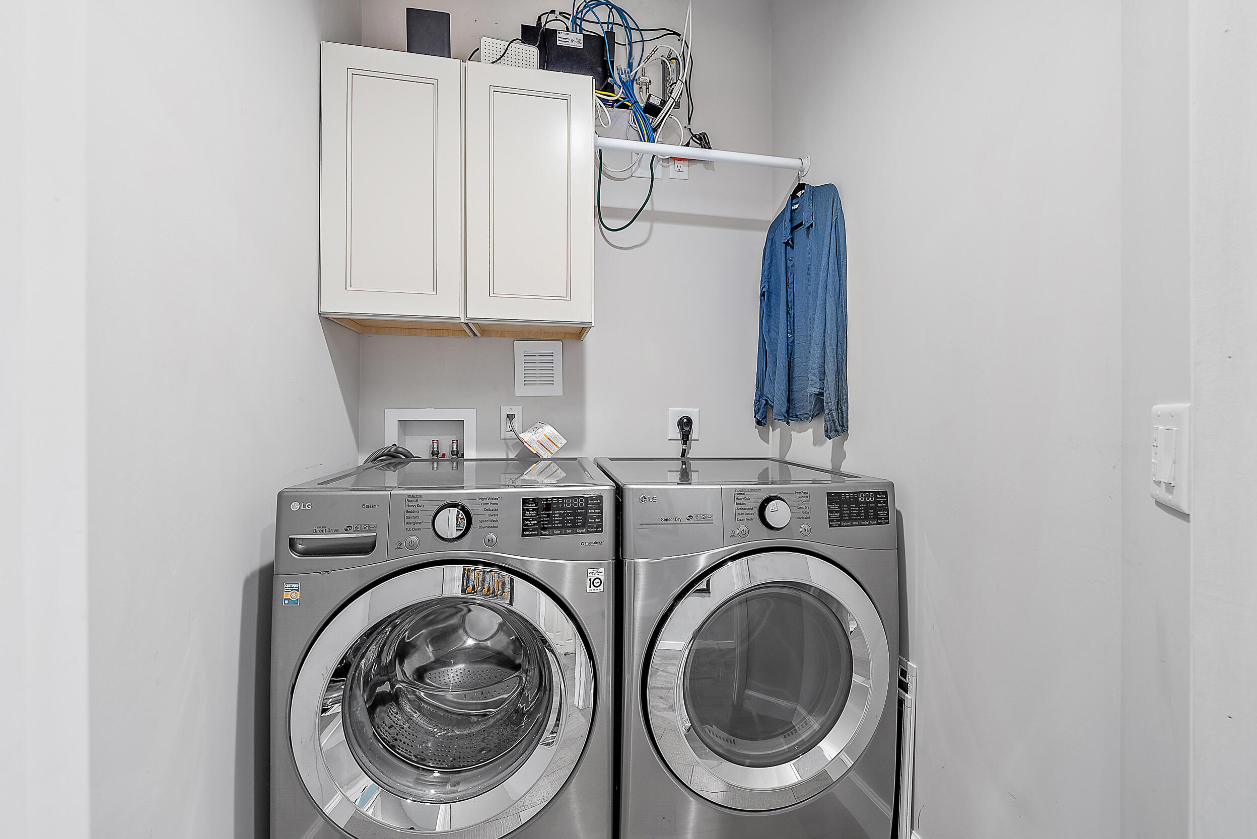 9176 SE River Jupiter, FL 33469