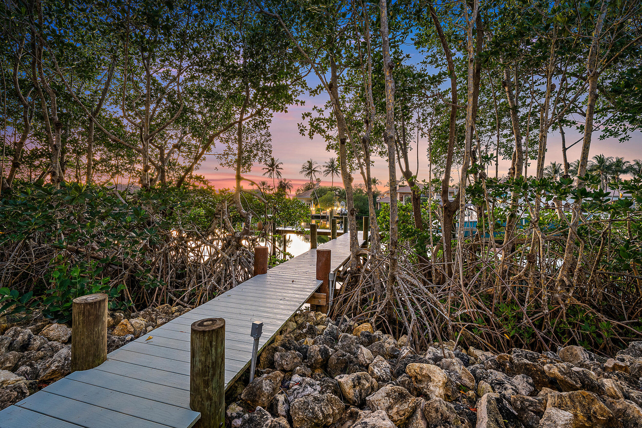 9176 SE River Jupiter, FL 33469