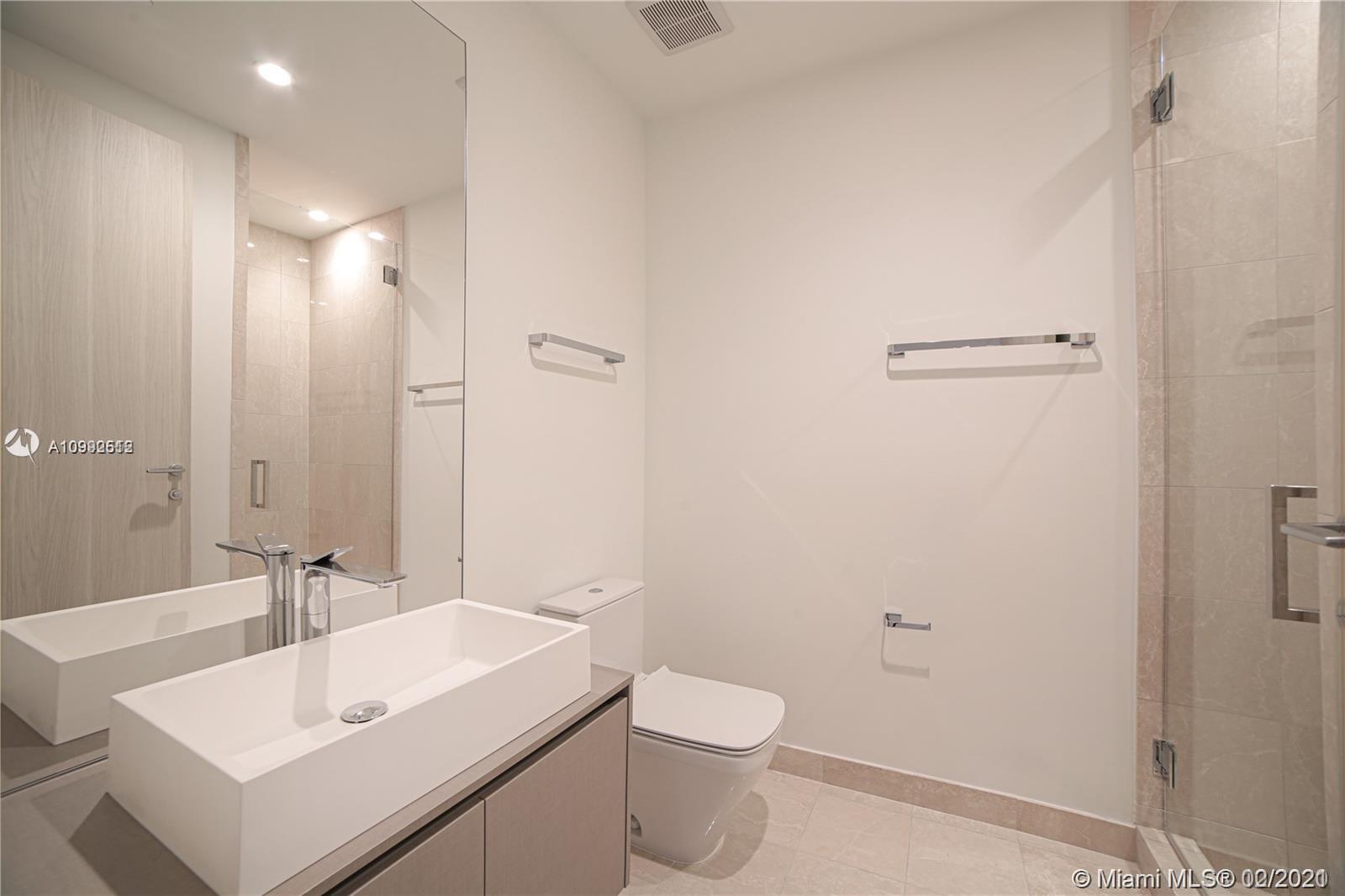 1000 Brickell Plz #PH5103 Miami, FL 33131